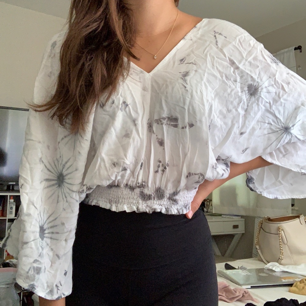 Tie dye flowy shirt